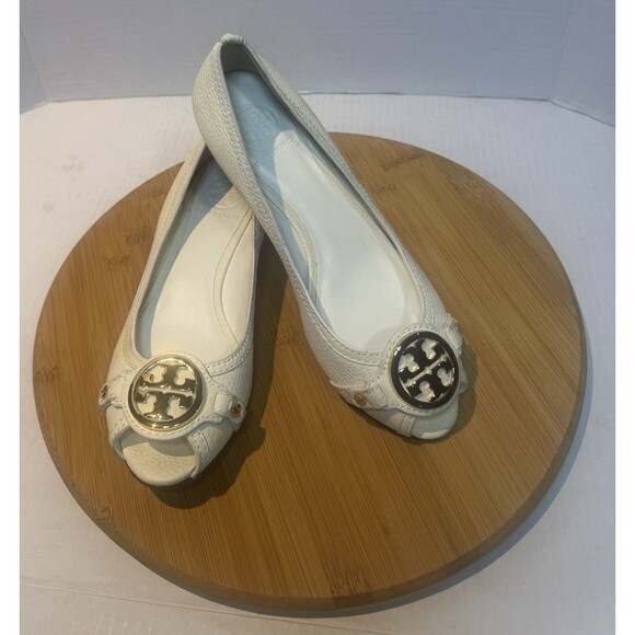 Tory Burch Shoes - Tory Burch Leticia Peep Toe Low Wedge Ivory Gold Logo Size 7.5M Shoe